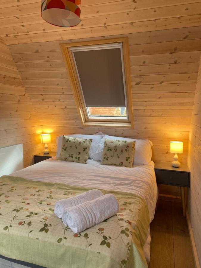 Campsite Hedgehog Glamping Pod School House Farm Leighton (Shropshire)