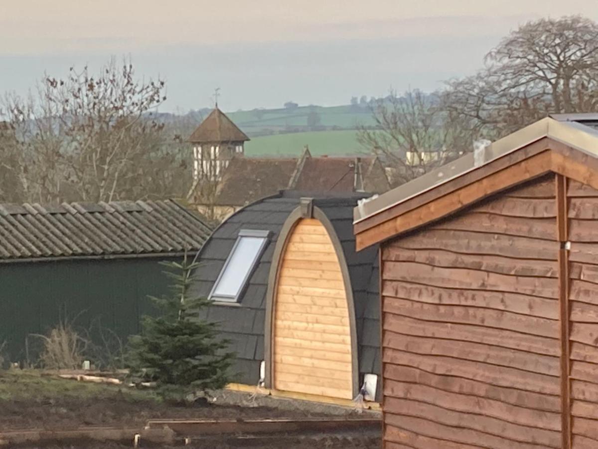 Campsite Hedgehog Glamping Pod School House Farm