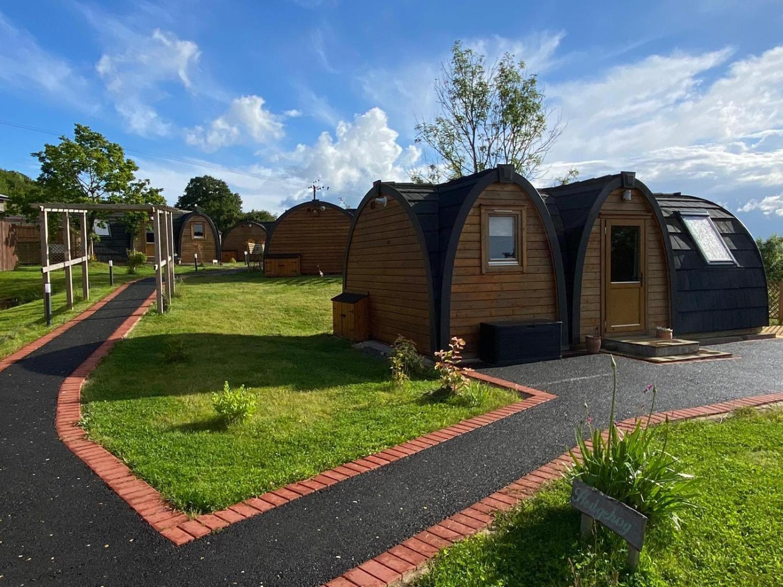 Campsite Hedgehog Glamping Pod School House Farm *